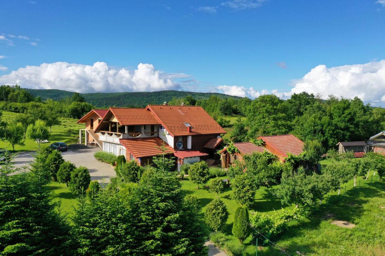 Lavanda Farm Apartmani Раковица Екстериор снимка