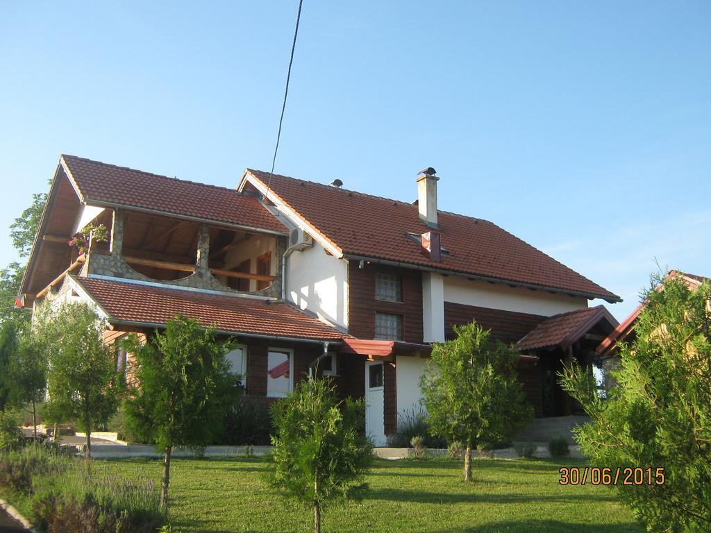 Lavanda Farm Apartmani Раковица Екстериор снимка