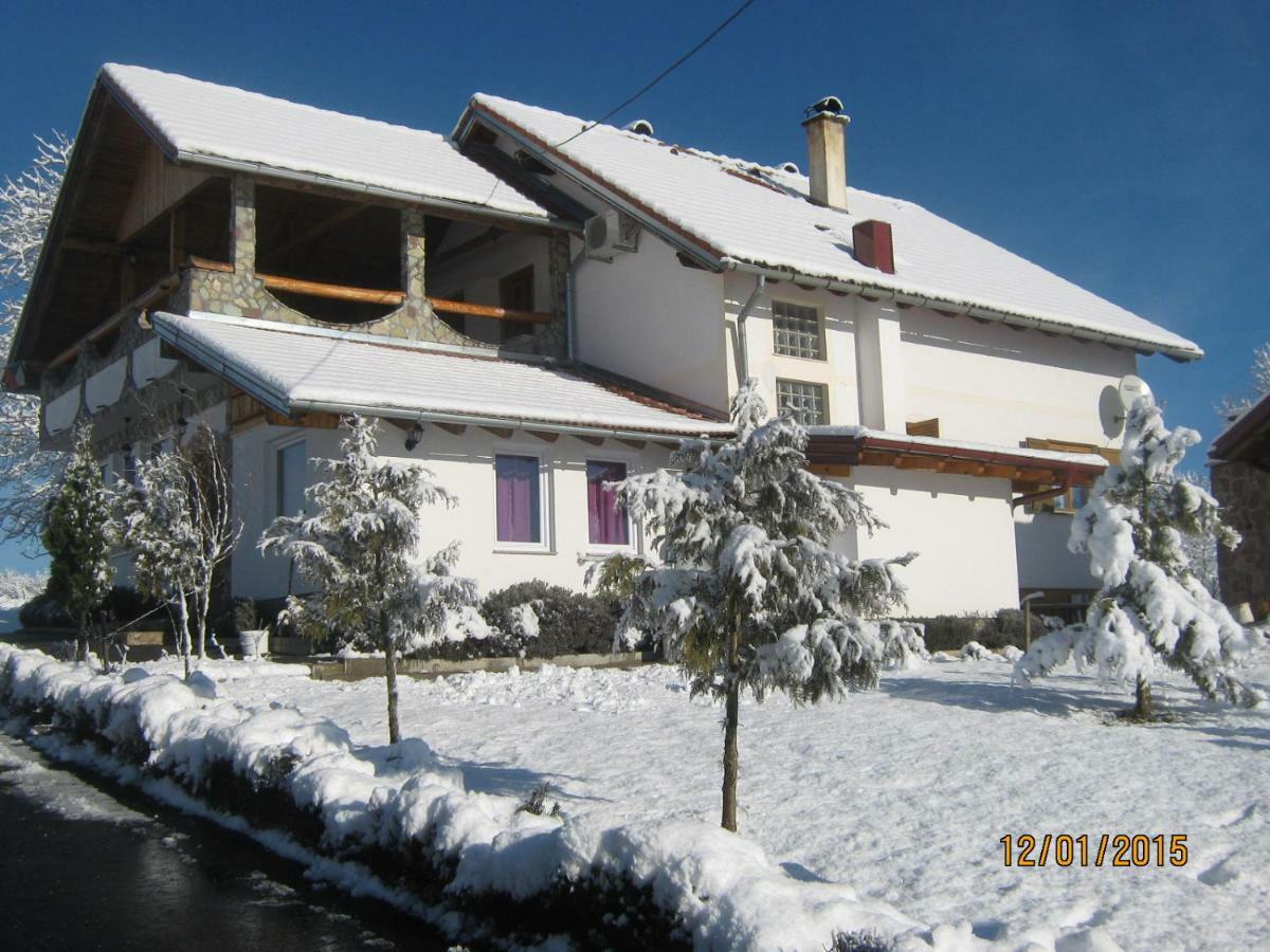 Lavanda Farm Apartmani Раковица Екстериор снимка